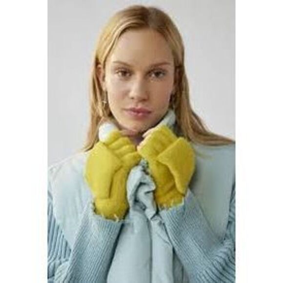 Urban Outfitters Clara Convertible Knit Glove in Mauve Size OS - Picture 1 of 3